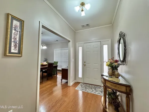 $349,900 | 306 Hickory Lane, Batesville, MS 38606