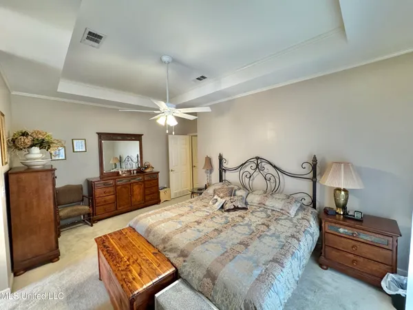 $349,900 | 306 Hickory Lane, Batesville, MS 38606