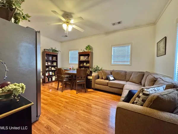 $349,900 | 306 Hickory Lane, Batesville, MS 38606