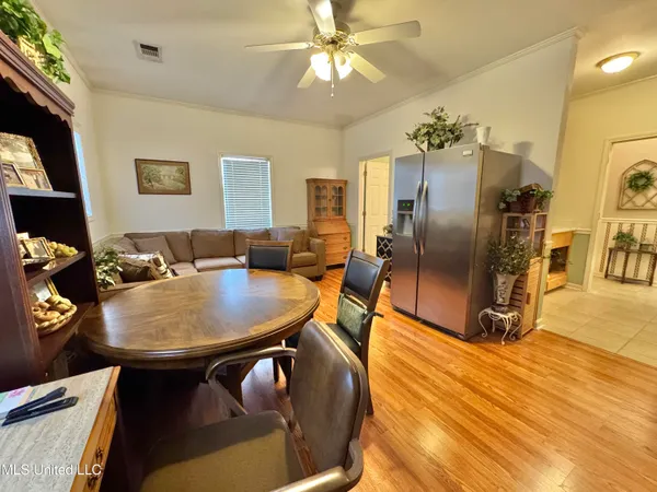 $349,900 | 306 Hickory Lane, Batesville, MS 38606