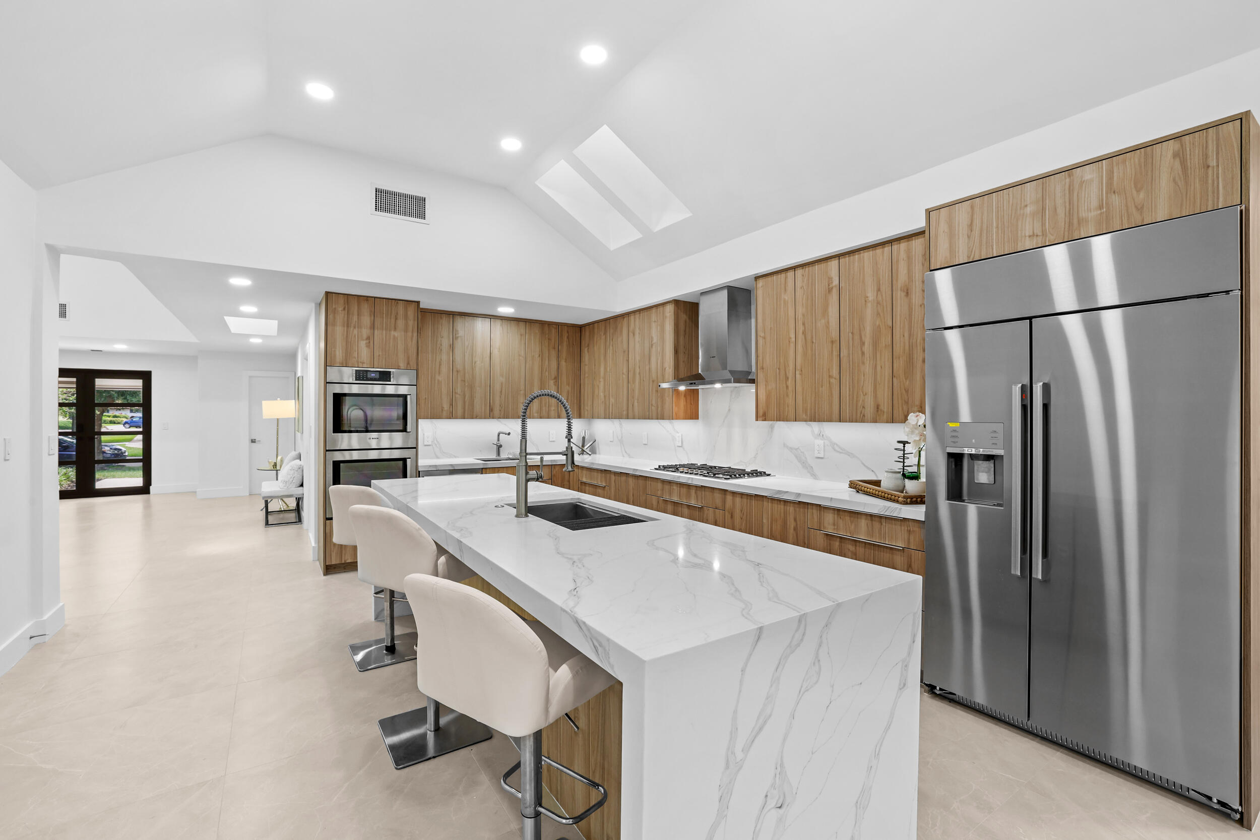 7571 Estrella Circle Boca Raton, FL 33433 - Photo 11 of 65 Kitchen