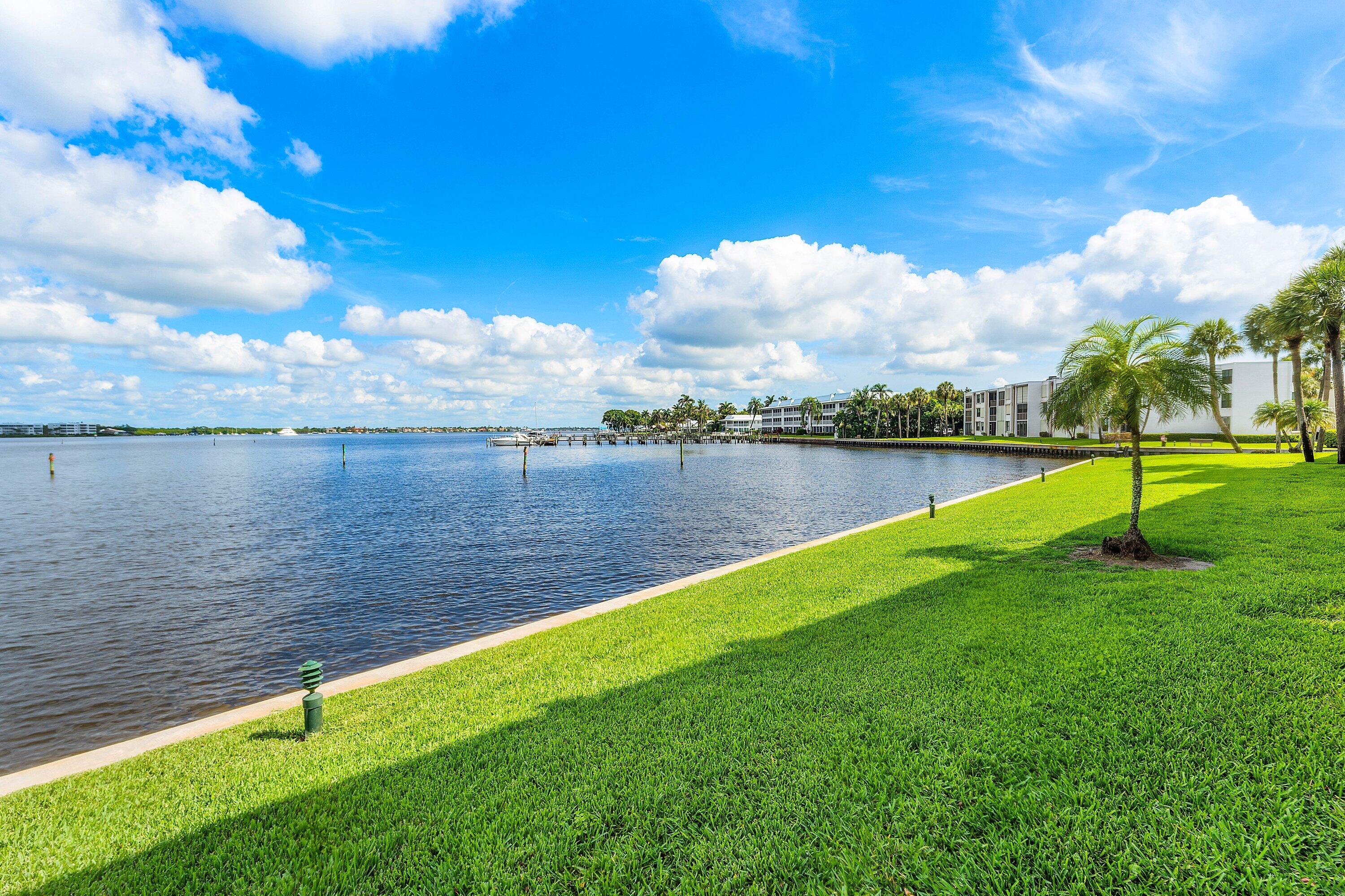 1950 Southwest Palm City Road, Unit 14203 Stuart, FL 34994 - Photo 27 of 36 030-1950SouthwestPalmCityRoad-14203-Stua