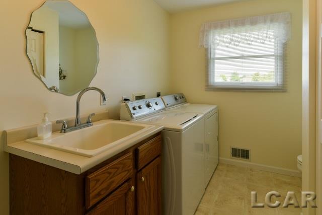 1048 West Russell Road Tecumseh, MI 49286 - Photo 25 of 37 31303917-24.JPG
