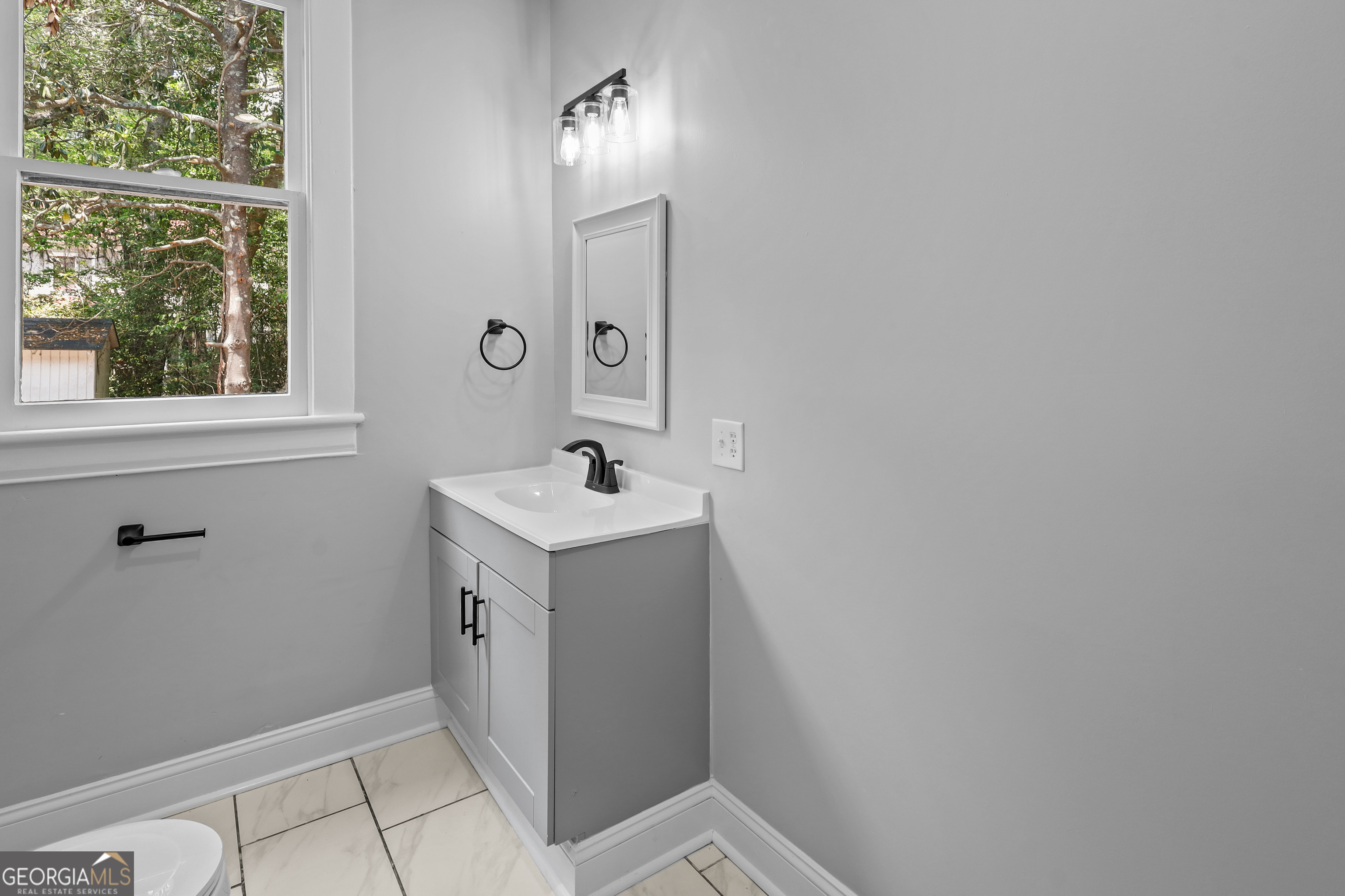 674 Dunlevie Road Allenhurst, GA 31301 - Photo 28 of 41
