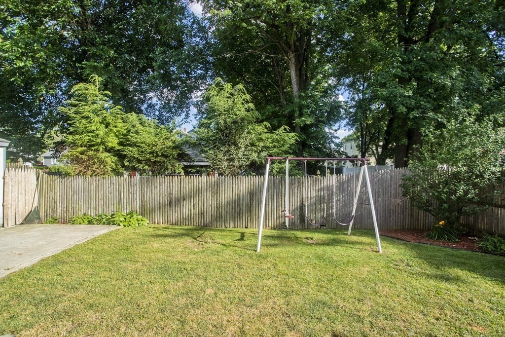 37 Angeline Street West Springfield, MA 01089 - Photo 40 of 42 Gallery Image 40