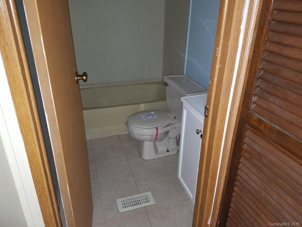 76 Hayes Cove Road Leicester, NC 28748 - Photo 11 of 12 Gallery Image 11