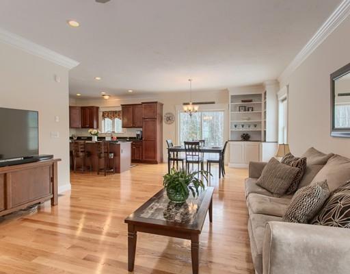 25 Runaway Brook Road Lancaster, MA 01523 - Photo 4 of 29