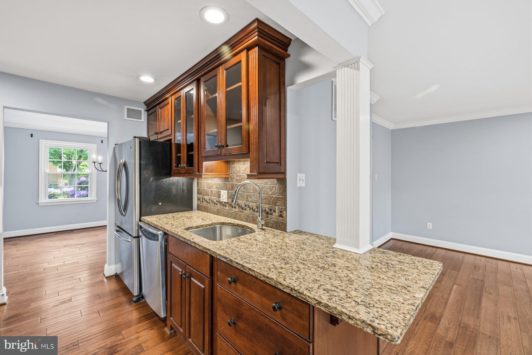 7961 Hidden Bridge Drive Springfield, VA 22153 - Photo 12 of 53