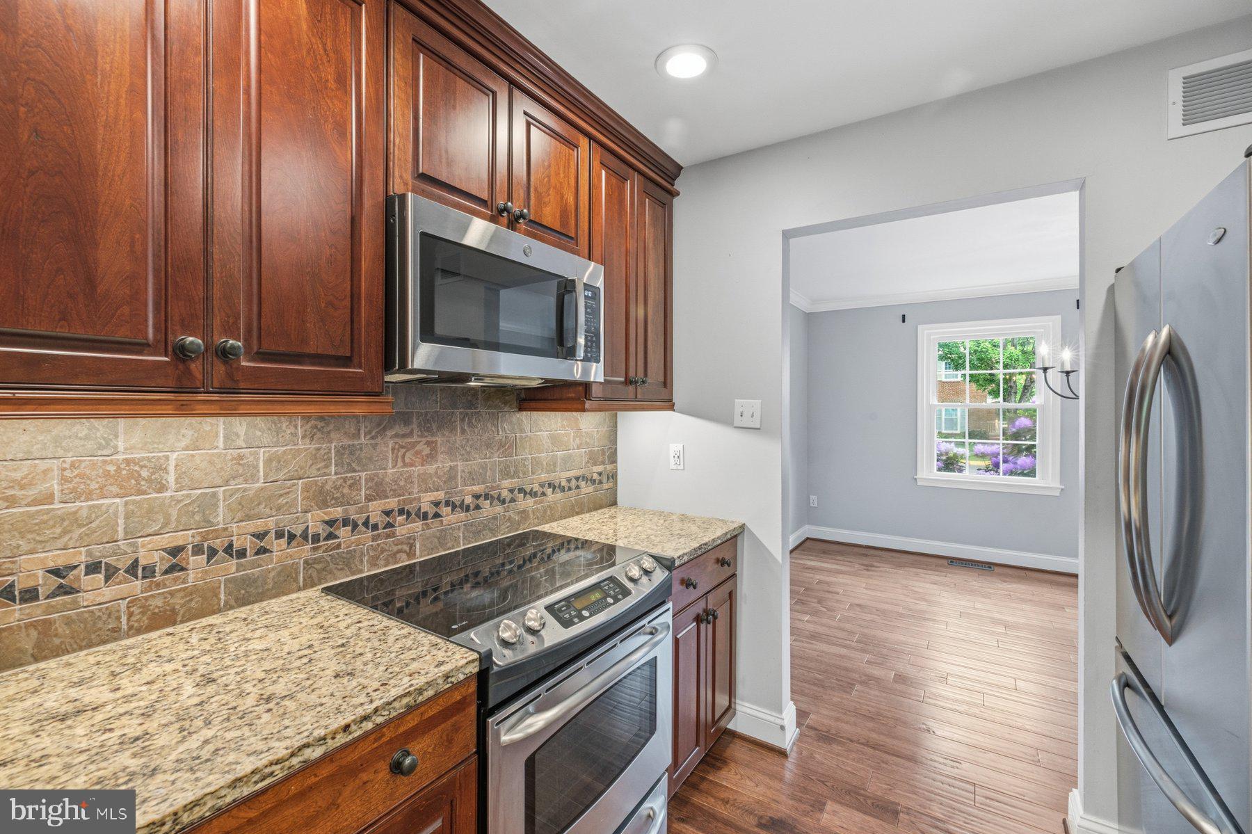 7961 Hidden Bridge Drive Springfield, VA 22153 - Photo 13 of 53