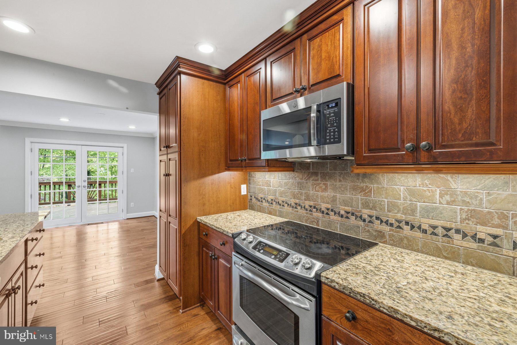 7961 Hidden Bridge Drive Springfield, VA 22153 - Photo 14 of 53