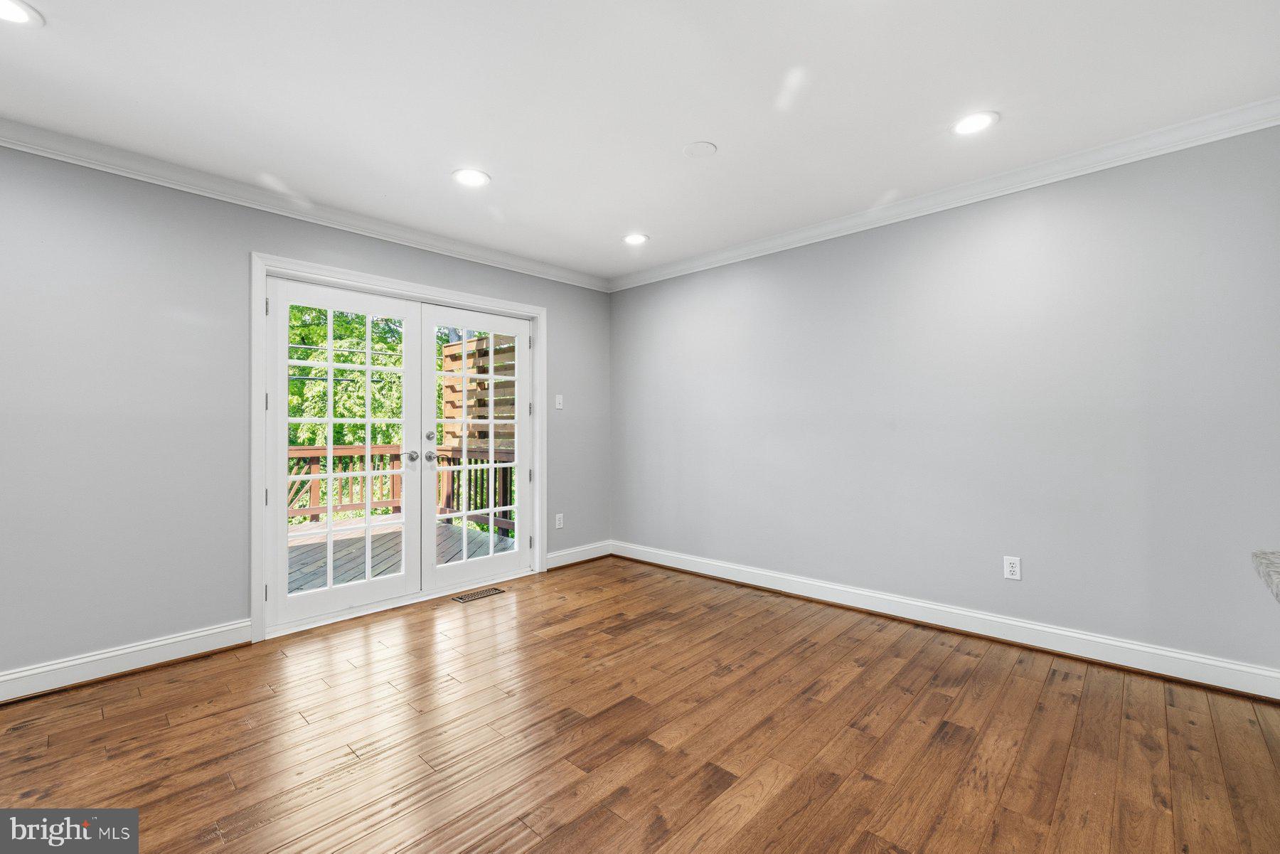 7961 Hidden Bridge Drive Springfield, VA 22153 - Photo 18 of 53