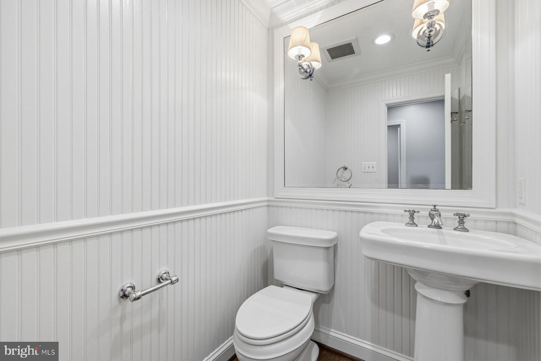 7961 Hidden Bridge Drive Springfield, VA 22153 - Photo 20 of 53