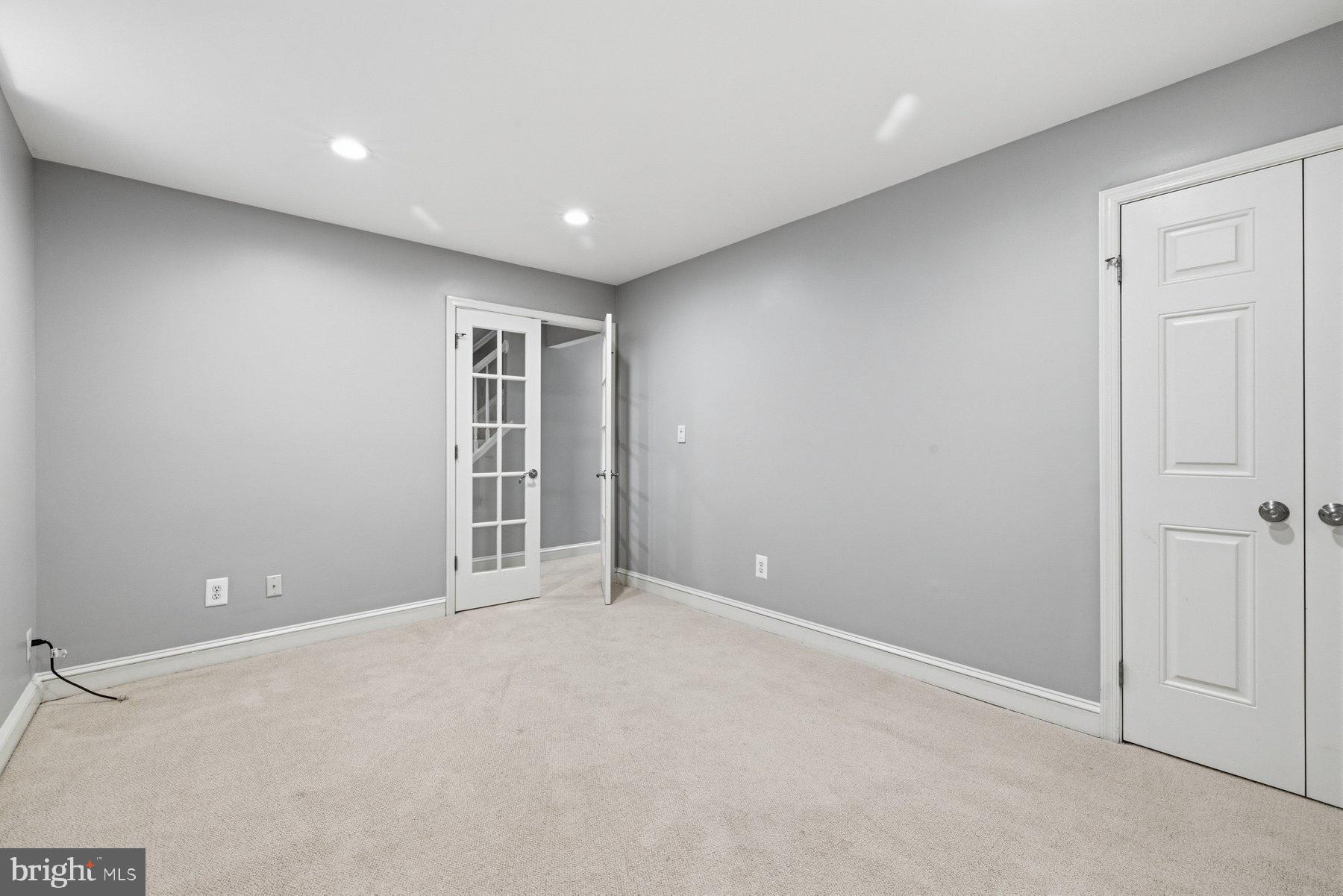 7961 Hidden Bridge Drive Springfield, VA 22153 - Photo 32 of 53
