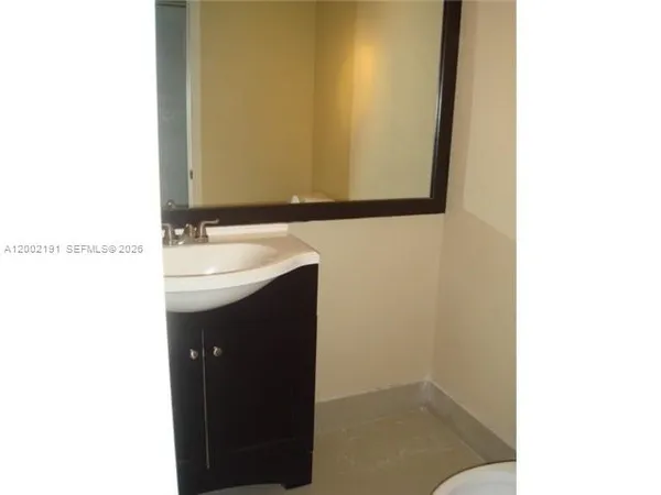 $1,950 | 2750 Northeast 183rd Street, Unit 2607, Aventura, FL 33160