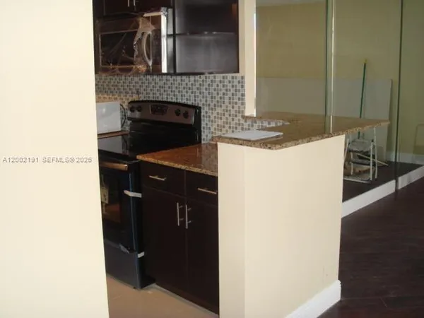 $1,950 | 2750 Northeast 183rd Street, Unit 2607, Aventura, FL 33160
