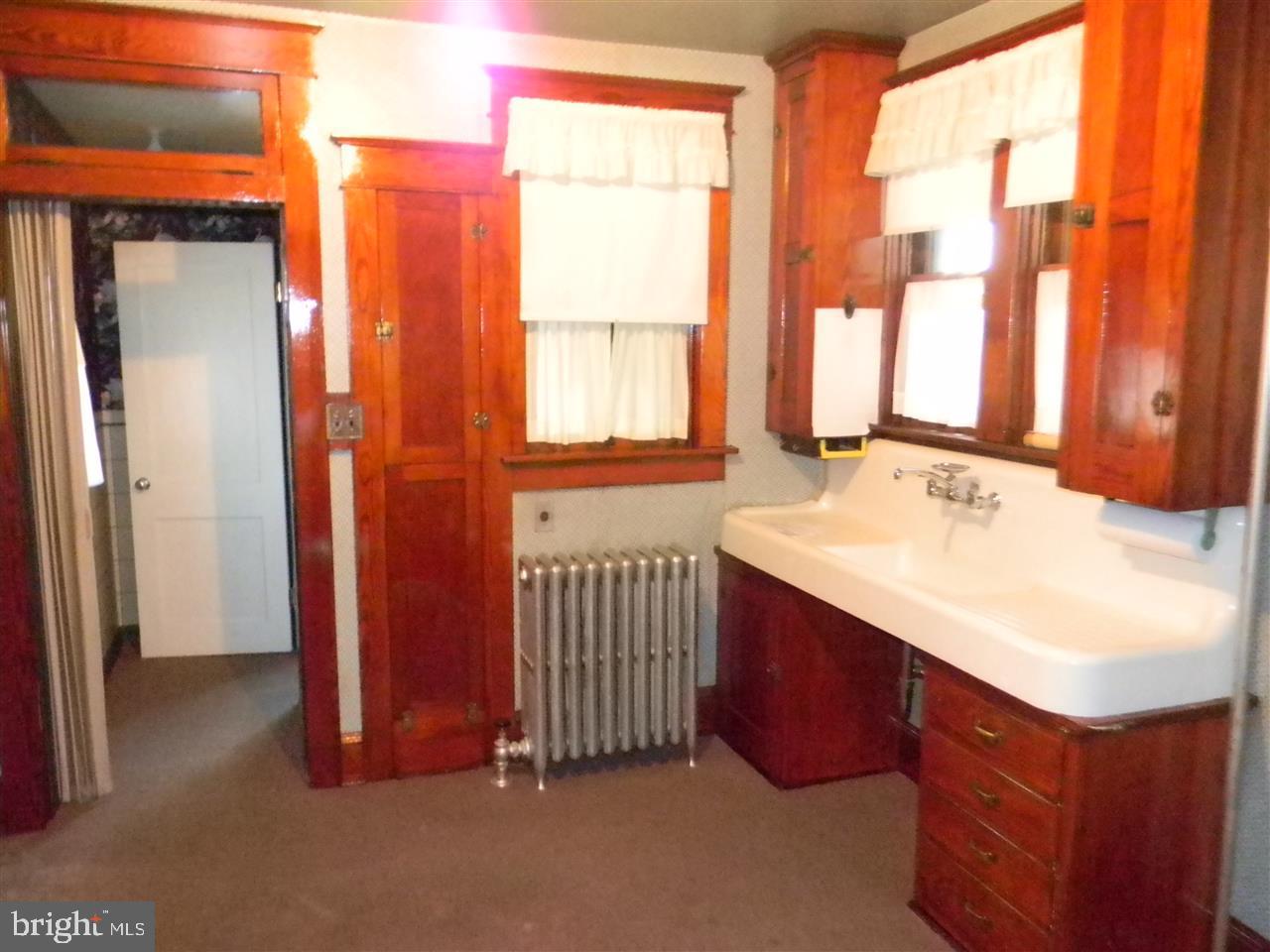 302 Ridge Avenue Hanover, PA 17331 - Photo 10 of 36 Gallery Image 10