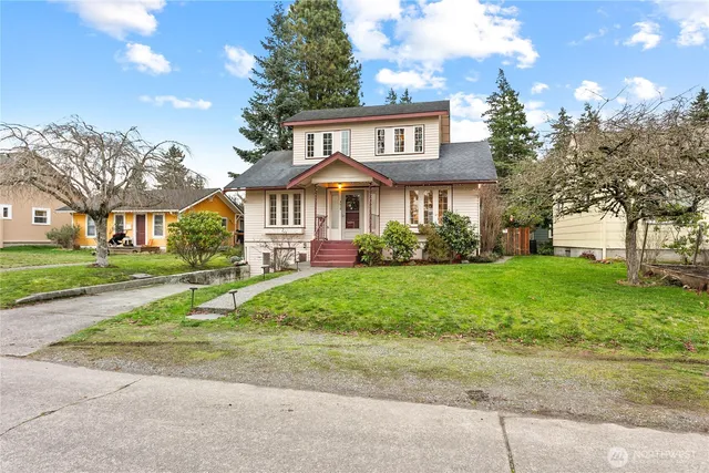 $749,000 | 3018 Elm Street, Bellingham, WA 98225