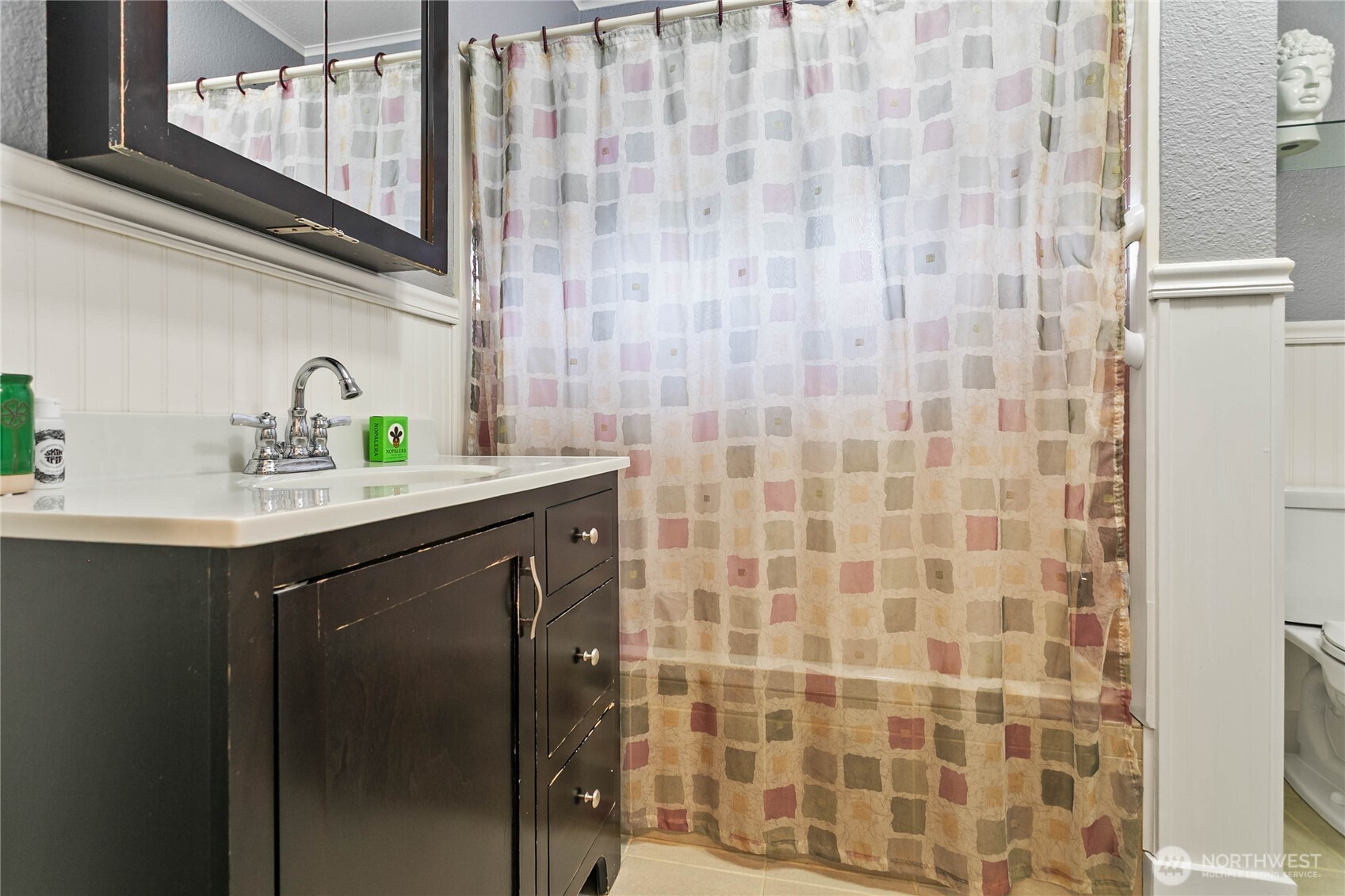 3018 Elm Street Bellingham, WA 98225 - Photo 15 of 40