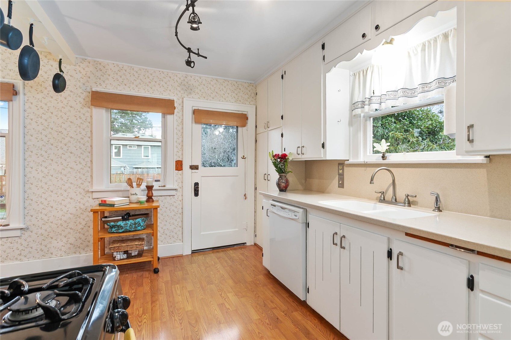 3018 Elm Street Bellingham, WA 98225 - Photo 26 of 40