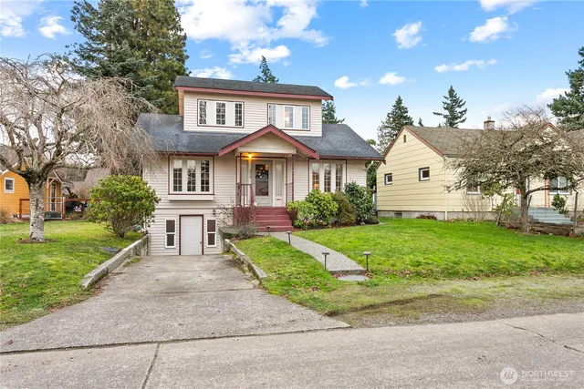 $749,000 | 3018 Elm Street, Bellingham, WA 98225
