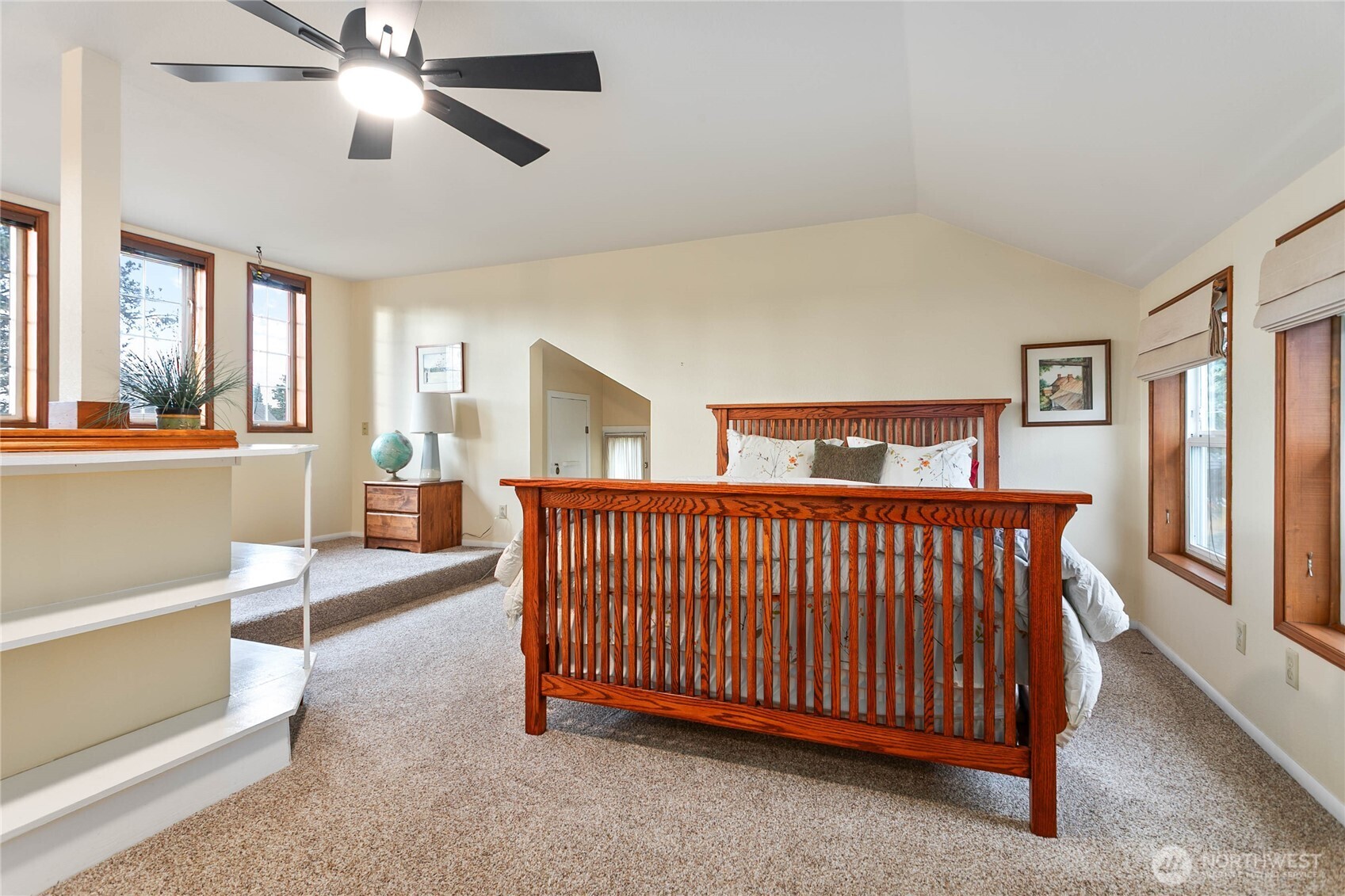 3018 Elm Street Bellingham, WA 98225 - Photo 5 of 40