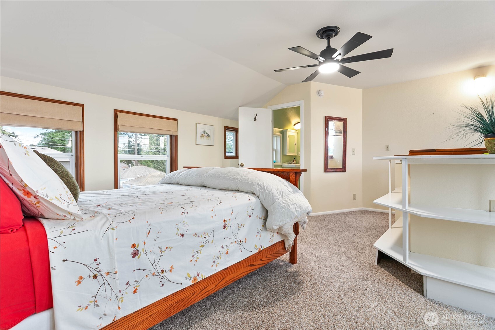 3018 Elm Street Bellingham, WA 98225 - Photo 7 of 40