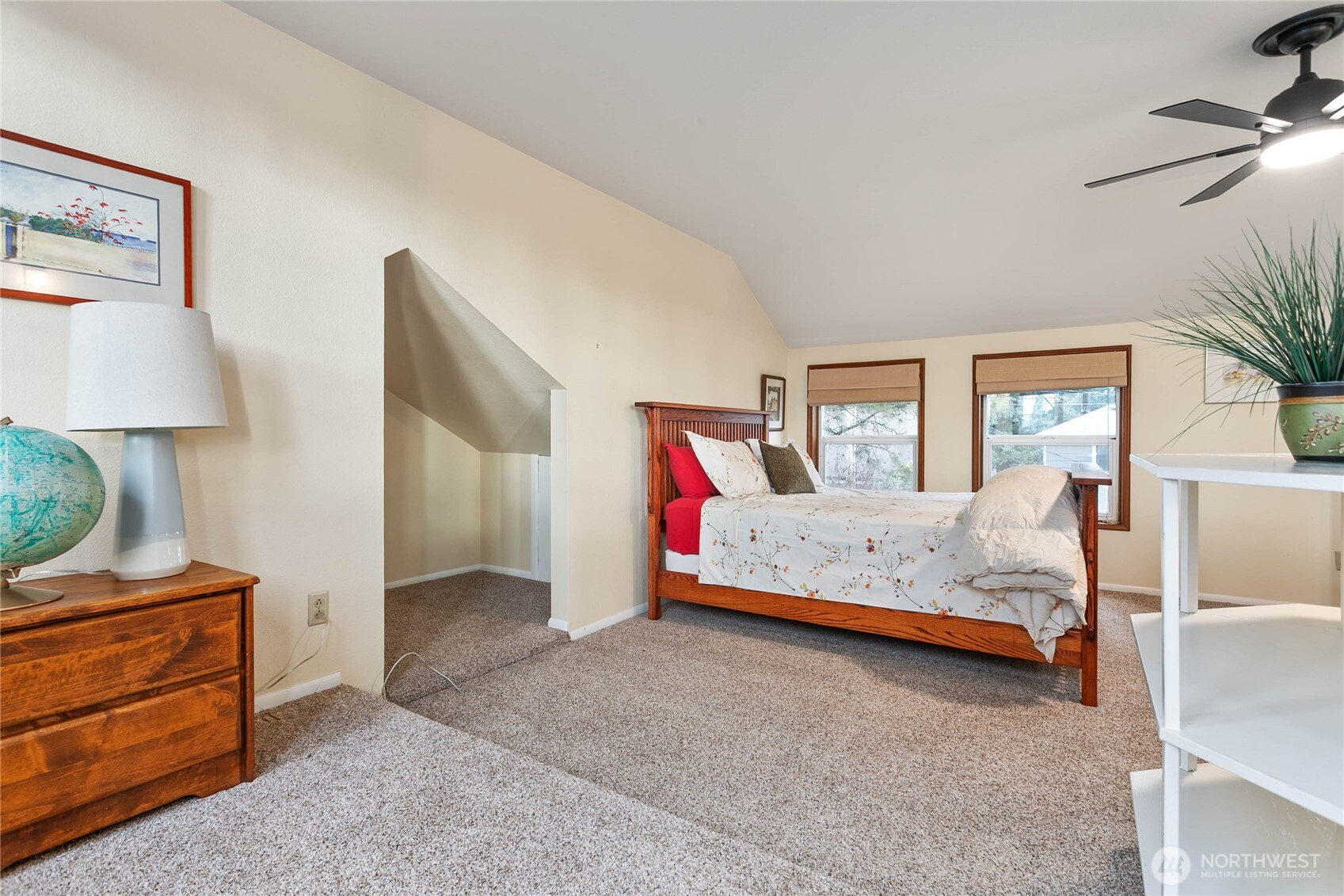 3018 Elm Street Bellingham, WA 98225 - Photo 9 of 40