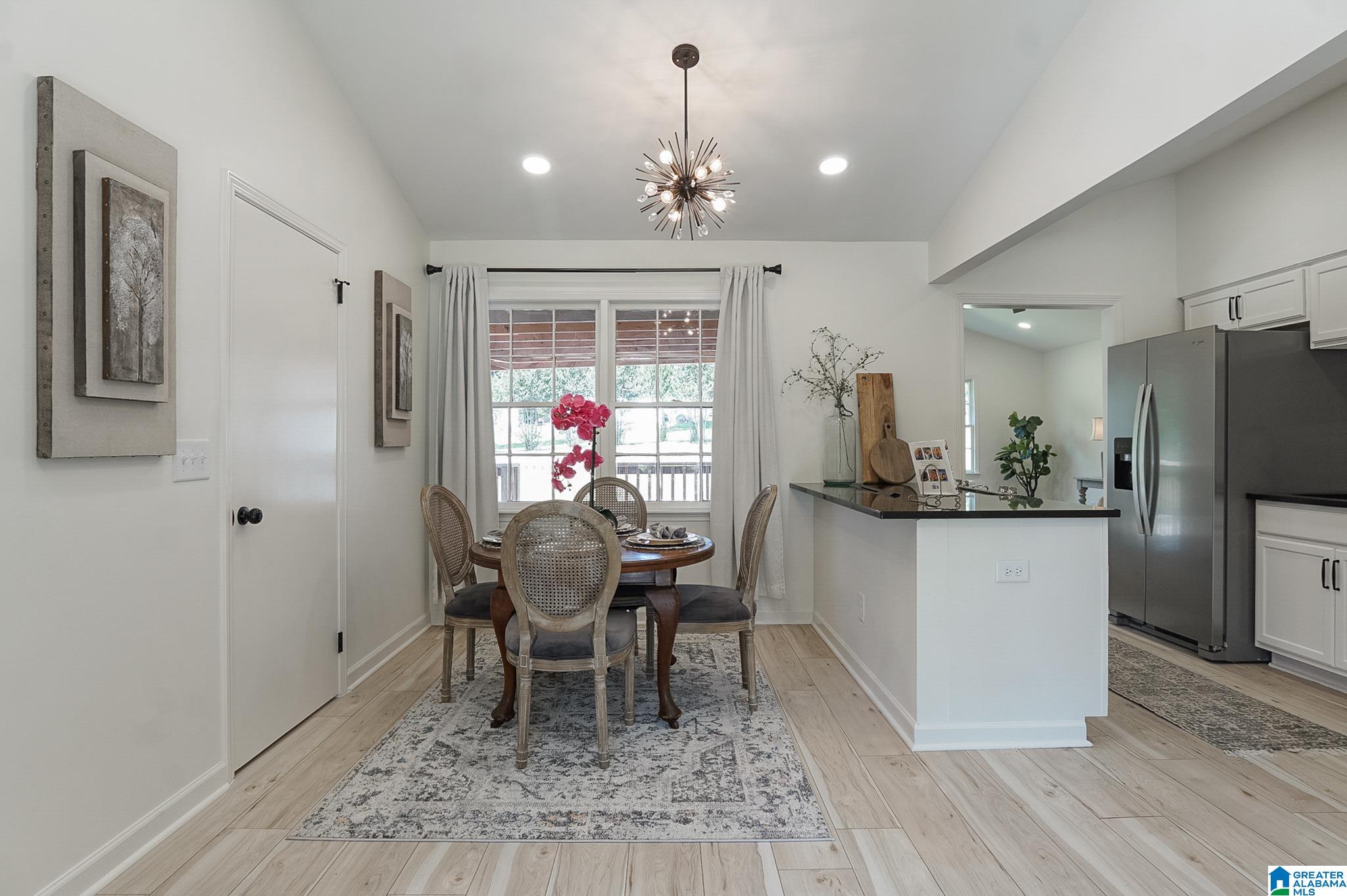412 10th Street Southwest Alabaster, AL 35007 - Photo 3 of 37