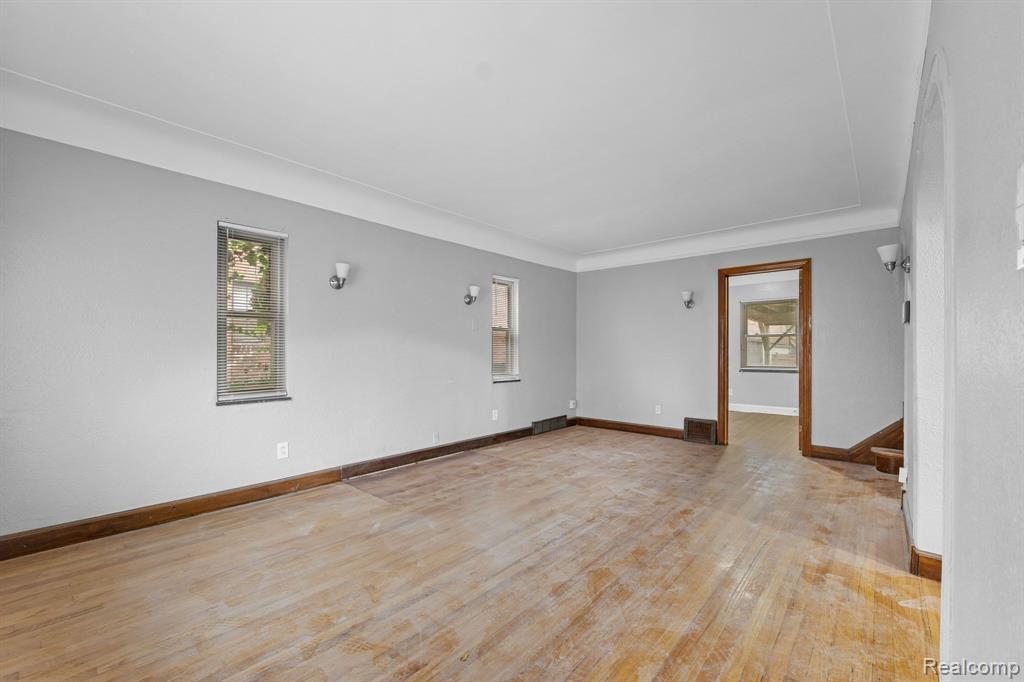 3526 Yorkshire Road Detroit, MI 48224 - Photo 4 of 25