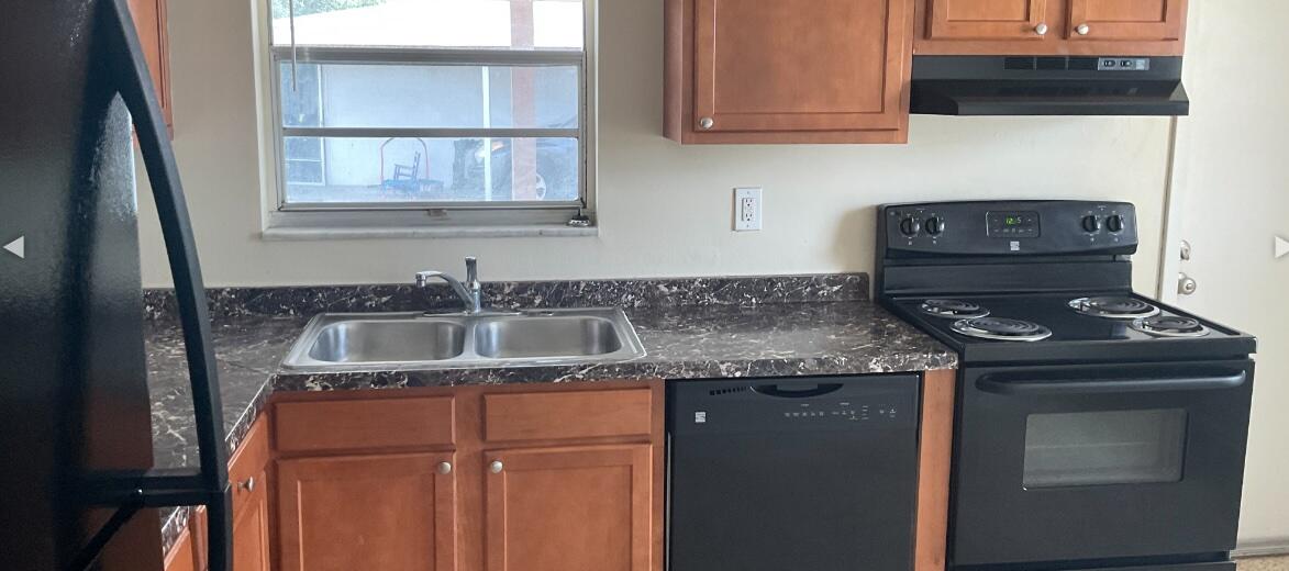 838 Angle Street Northeast Palm Bay, FL 32905 - Photo 2 of 13 image026-6