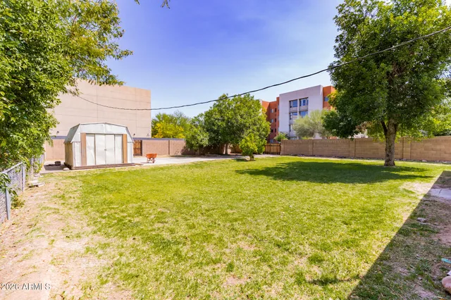 $4,000 | 330 East 14th Street, Tempe, AZ 85281