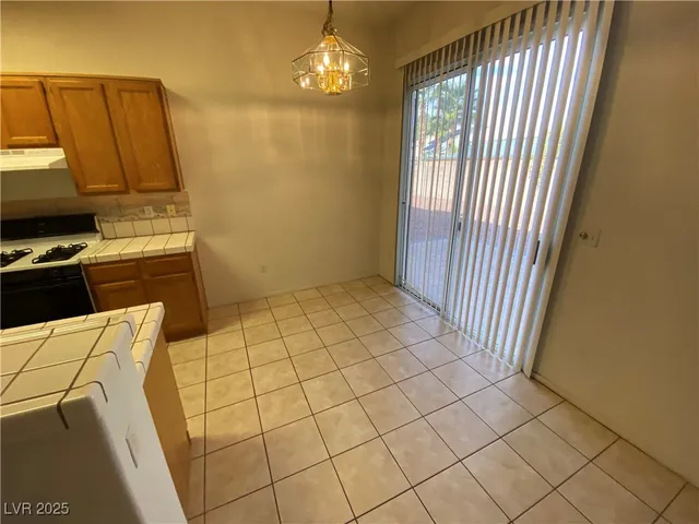 $2,100 | 1318 Passiflora Drive, Henderson, NV 89002