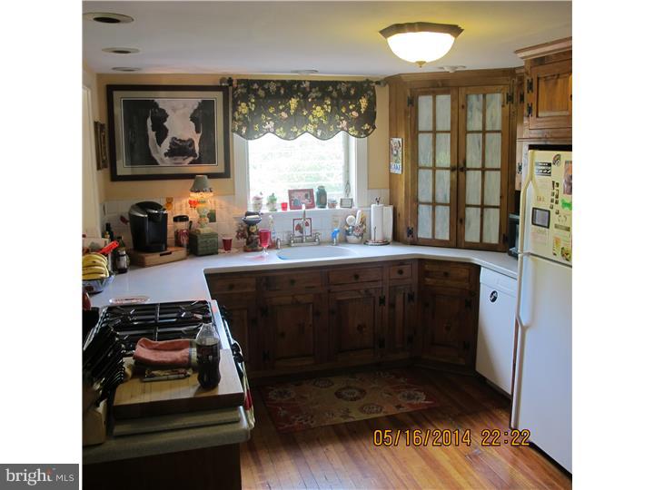 775 Forest Grove Road Furlong, PA 18925 - Photo 7 of 13 Kitchen