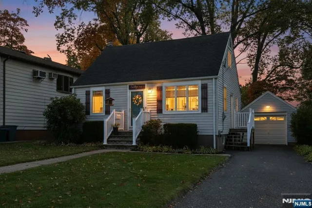 $575,000 | 66 Waldwick Avenue, Waldwick, NJ 07463