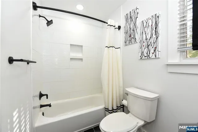 $575,000 | 66 Waldwick Avenue, Waldwick, NJ 07463