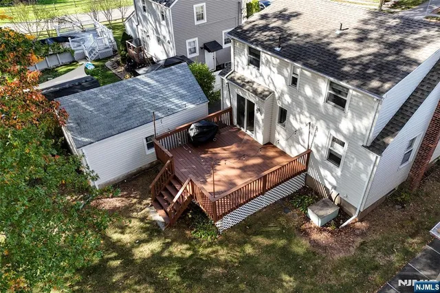 $575,000 | 66 Waldwick Avenue, Waldwick, NJ 07463