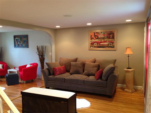 25 Valley Road Boston, MA 02124 - Photo 3 of 20