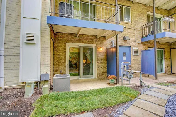 $1,380 | 11408 Cherry Hill Road, Unit 103, Beltsville, MD 20705