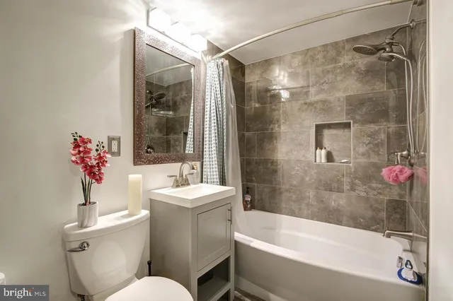 $1,380 | 11408 Cherry Hill Road, Unit 103, Beltsville, MD 20705