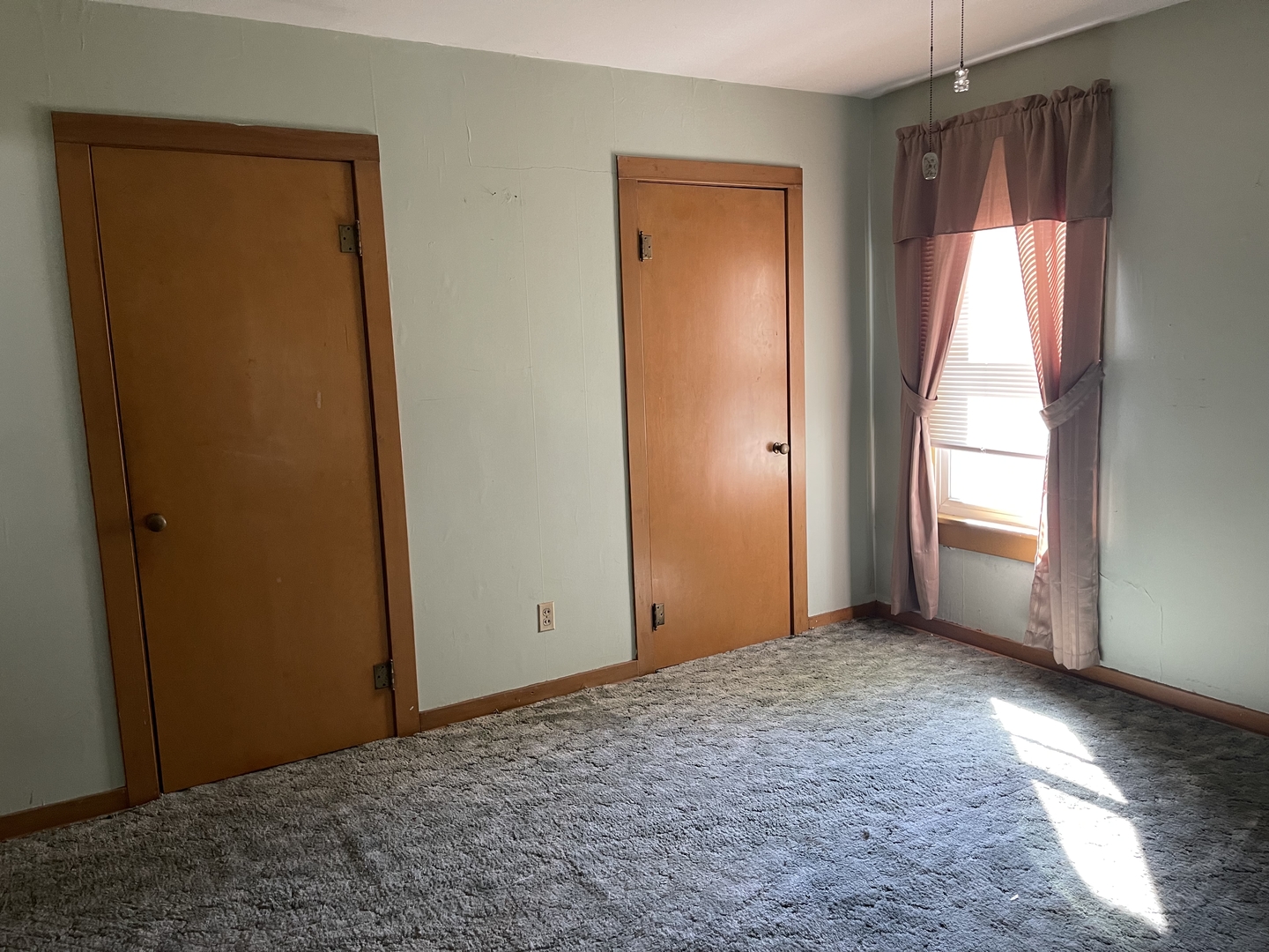 202 South Pleasant Street Rutland, IL 61358 - Photo 10 of 13 an empty room with windows