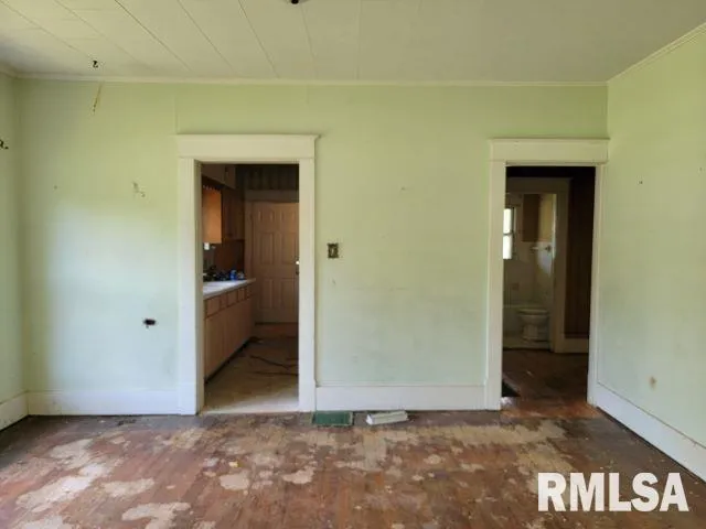 $39,700 | 501 South Dean Street, Royalton, IL 62983