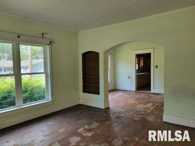 $39,700 | 501 South Dean Street, Royalton, IL 62983