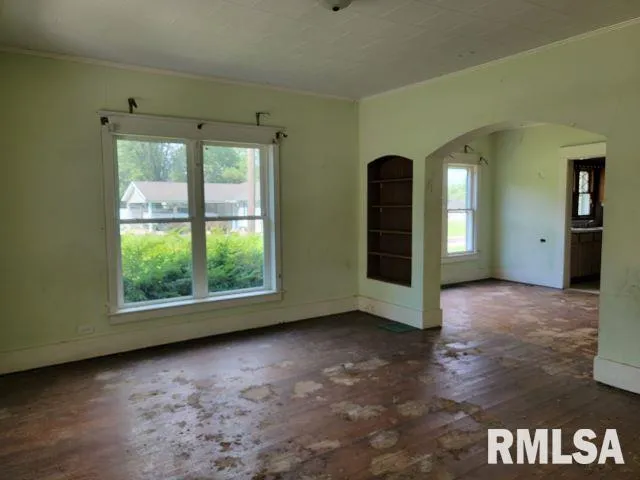 $39,700 | 501 South Dean Street, Royalton, IL 62983