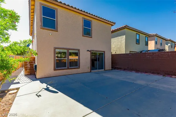 $2,400 | 932 Purdy Lodge Street, Las Vegas, NV 89135