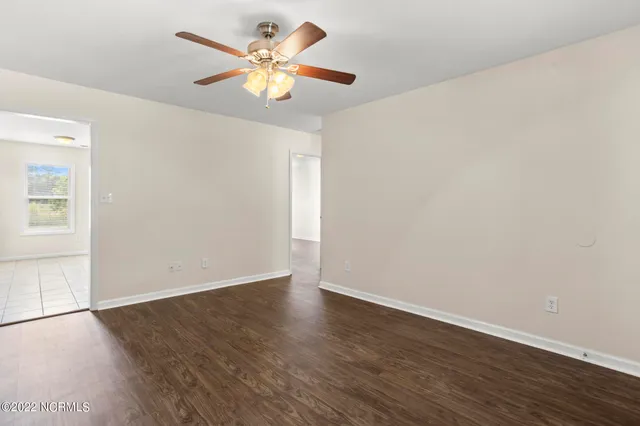 $850 | 142 Lain Mark Drive, Hubert, NC 28539