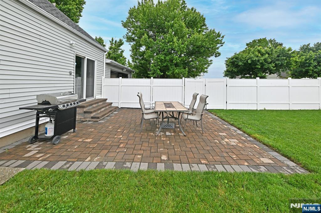 575 Allwood Road Clifton, NJ 07012 - Photo 16 of 21