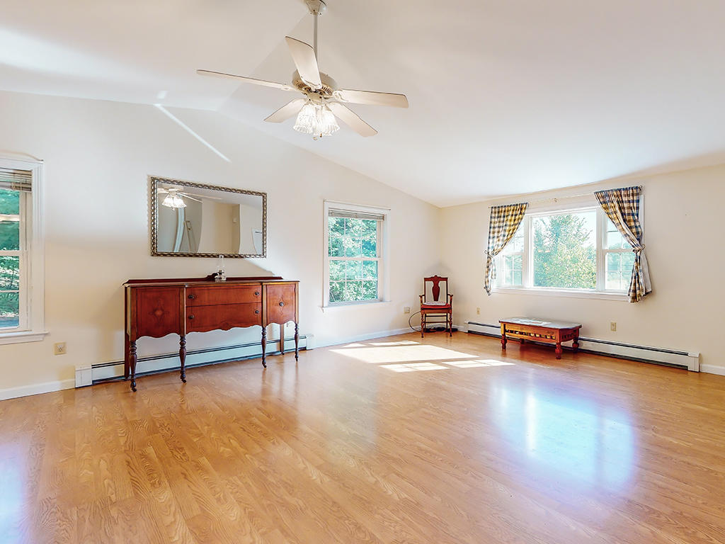 272 Sebago Lake Road Gorham, ME 04038 - Photo 22 of 40 220-272SebagoLakeRd