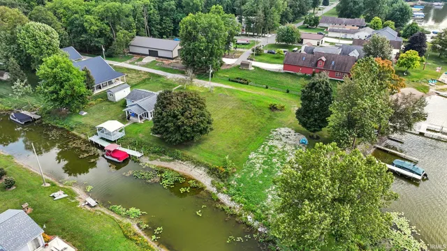 $459,000 | 160 Ln 160A Turkey Lake, Hudson, IN 46747