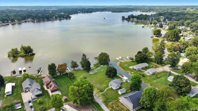 $459,000 | 160 Ln 160A Turkey Lake, Hudson, IN 46747