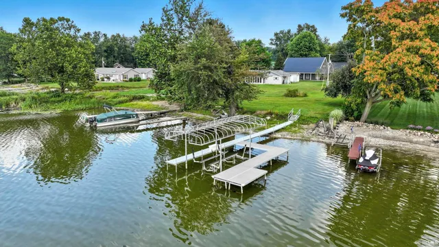 $459,000 | 160 Ln 160A Turkey Lake, Hudson, IN 46747